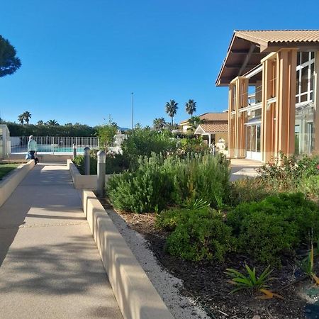 Port Frejus Thalasso Base Nature Apartment Bagian luar foto